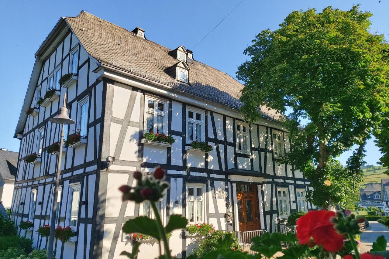 Landhotel Albers Schmallenberg Exteriör bild